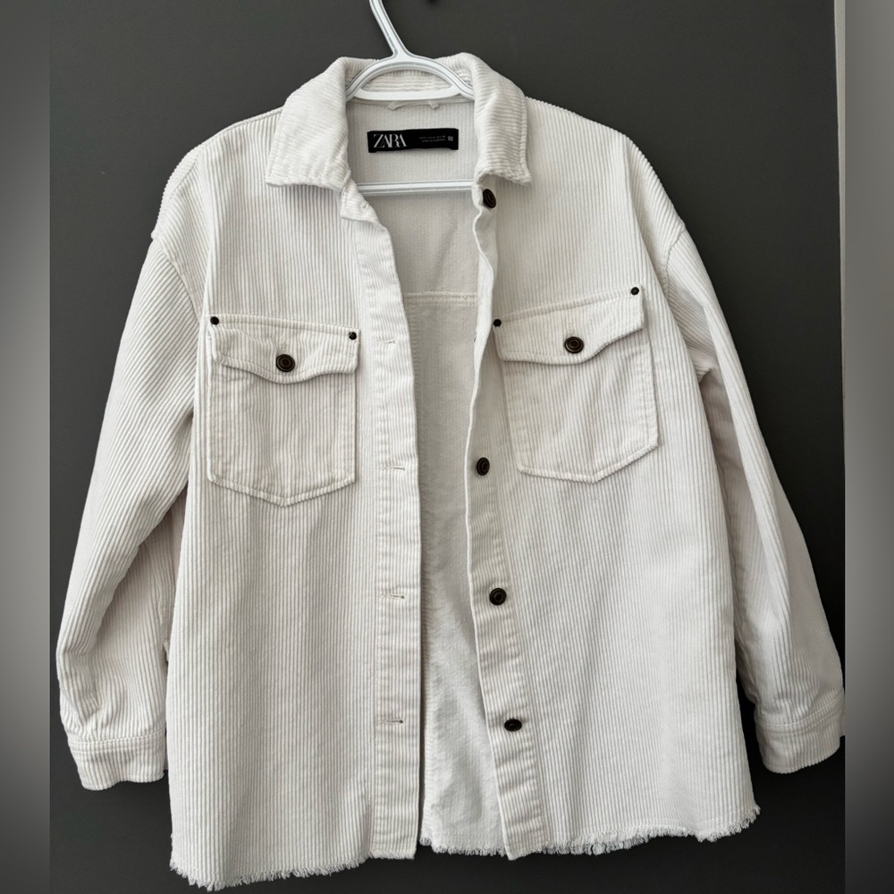 ZARA Oversized Corduroy Shirt Jacket, Size Small, Cream